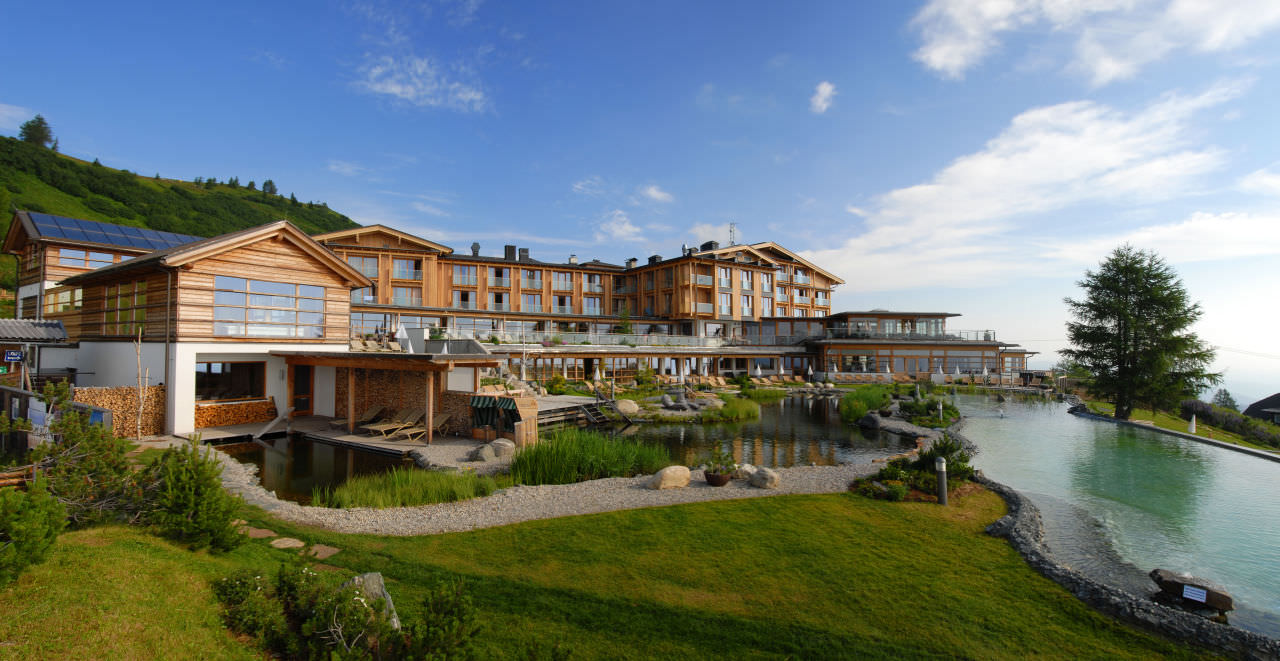 HolidayCheck wählte das Hotel Feuerberg Mountain Resort auf den zweiten Platz