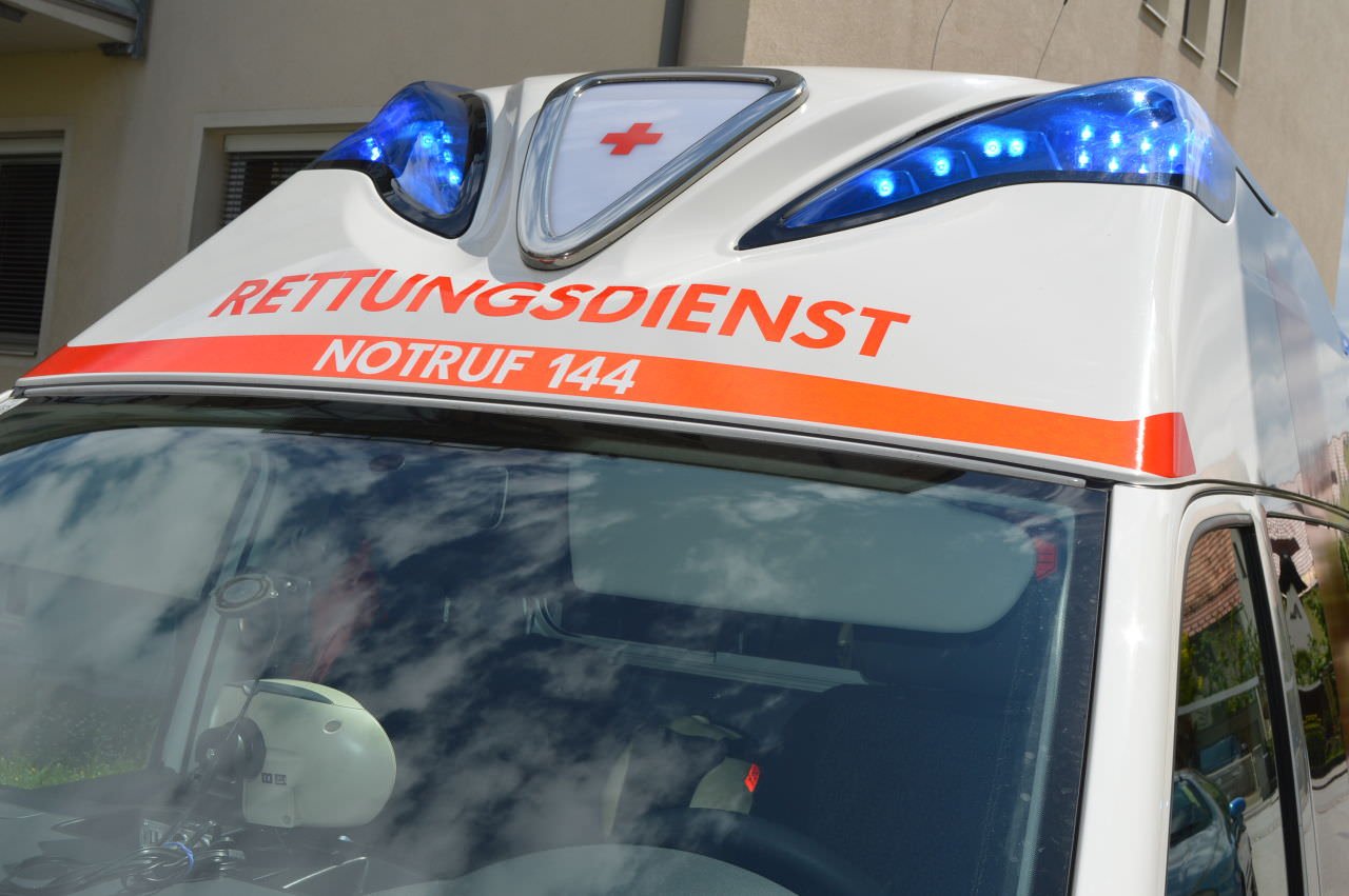 Die Rettung brachte die verletzte Lenkerin ins LKH Villach