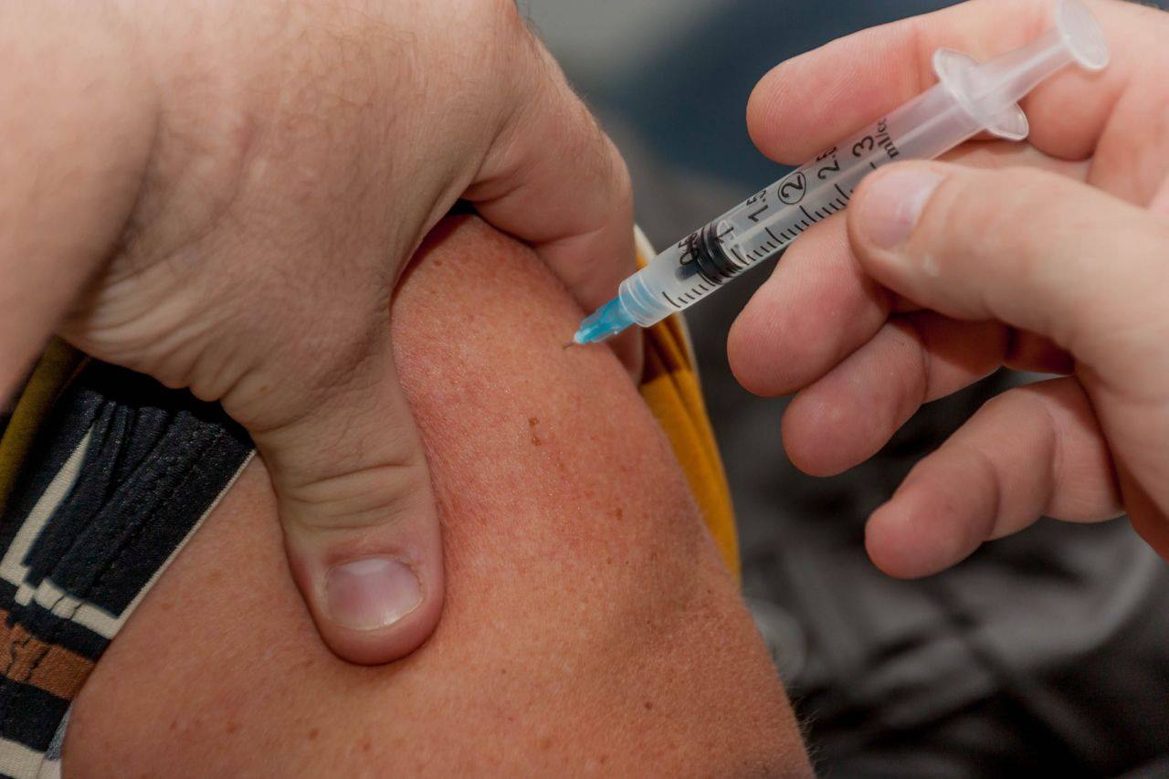 Eine Impfung gegen Masern kann beim Hausarzt erledigt werden.
