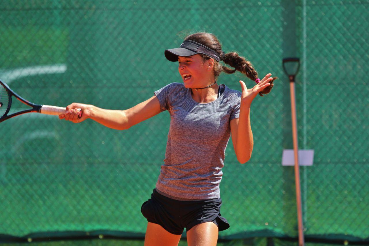 Die erst 14-jährige Villacherin gilt als große Zukunftshoffnung des Kärntner Tennis.