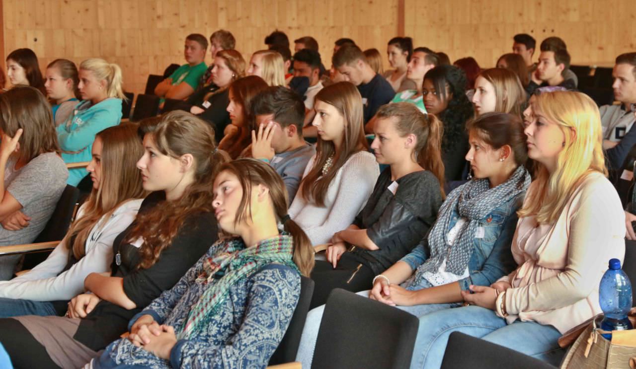 Jugendliche zu aktiven Zukunftsgestaltern zu machen ist das Ziel der Jugend ist Zukunft Tage in Villach. (Bilder von JiZ-Tagen 2014)