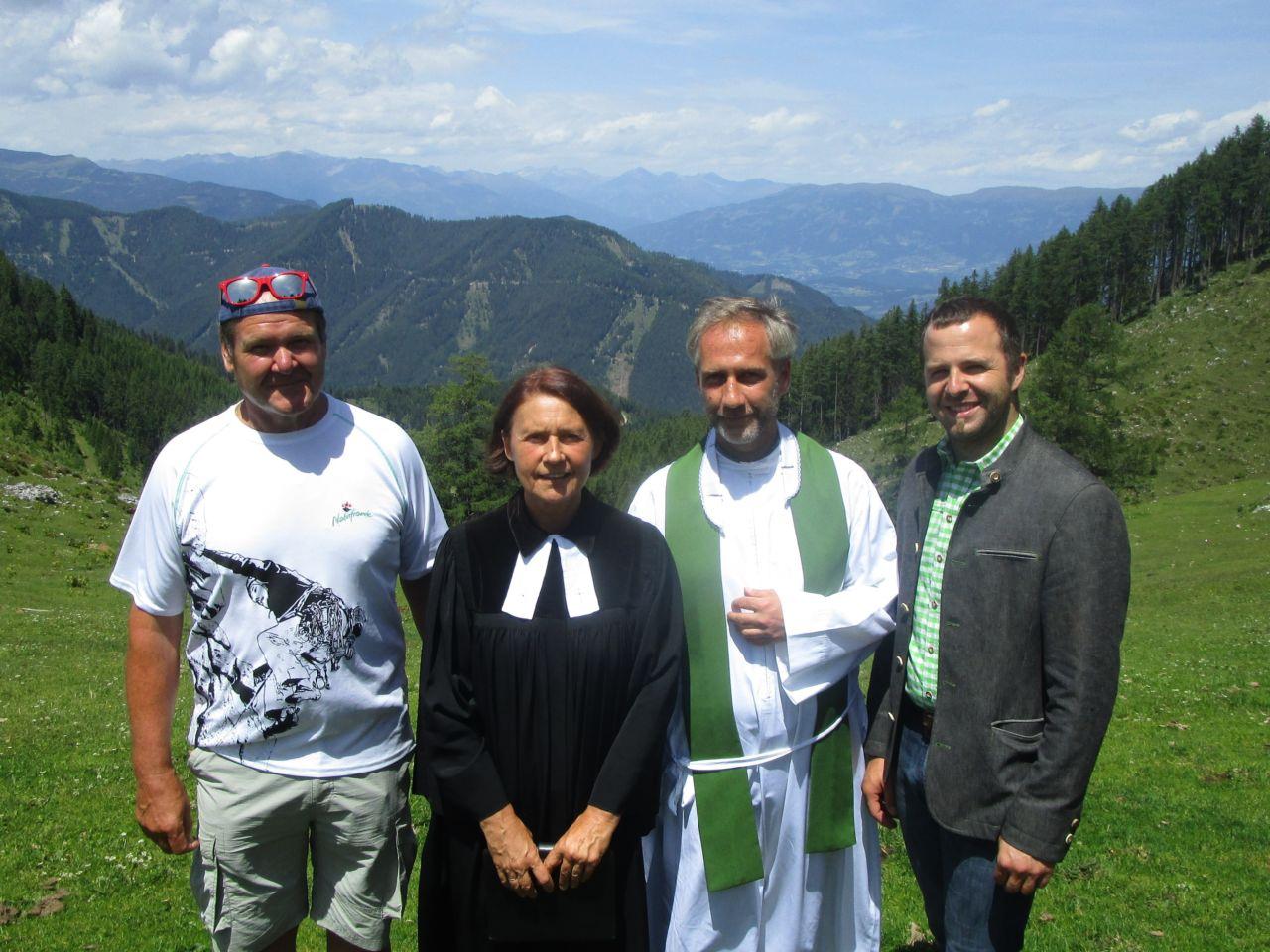 Die Geistlichen Renate Sauer und Piotr Tomecki leiteten den Gottesdienst