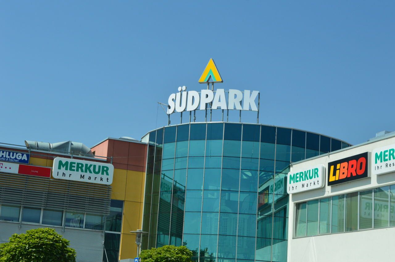 Bei der Eröffnung des Südparks gab es 28 Shops, heute sind es 84 Geschäfte mit rund 620 Mitarbeitern.