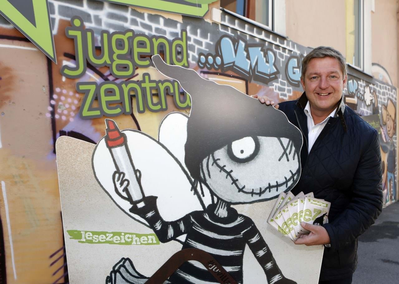 Kultur- und Jugendreferent Bürgermeister Günther Albel lädt zum 11. Kinder- und Jugendliteratur-Festival „Lesezeichen“ ein.
