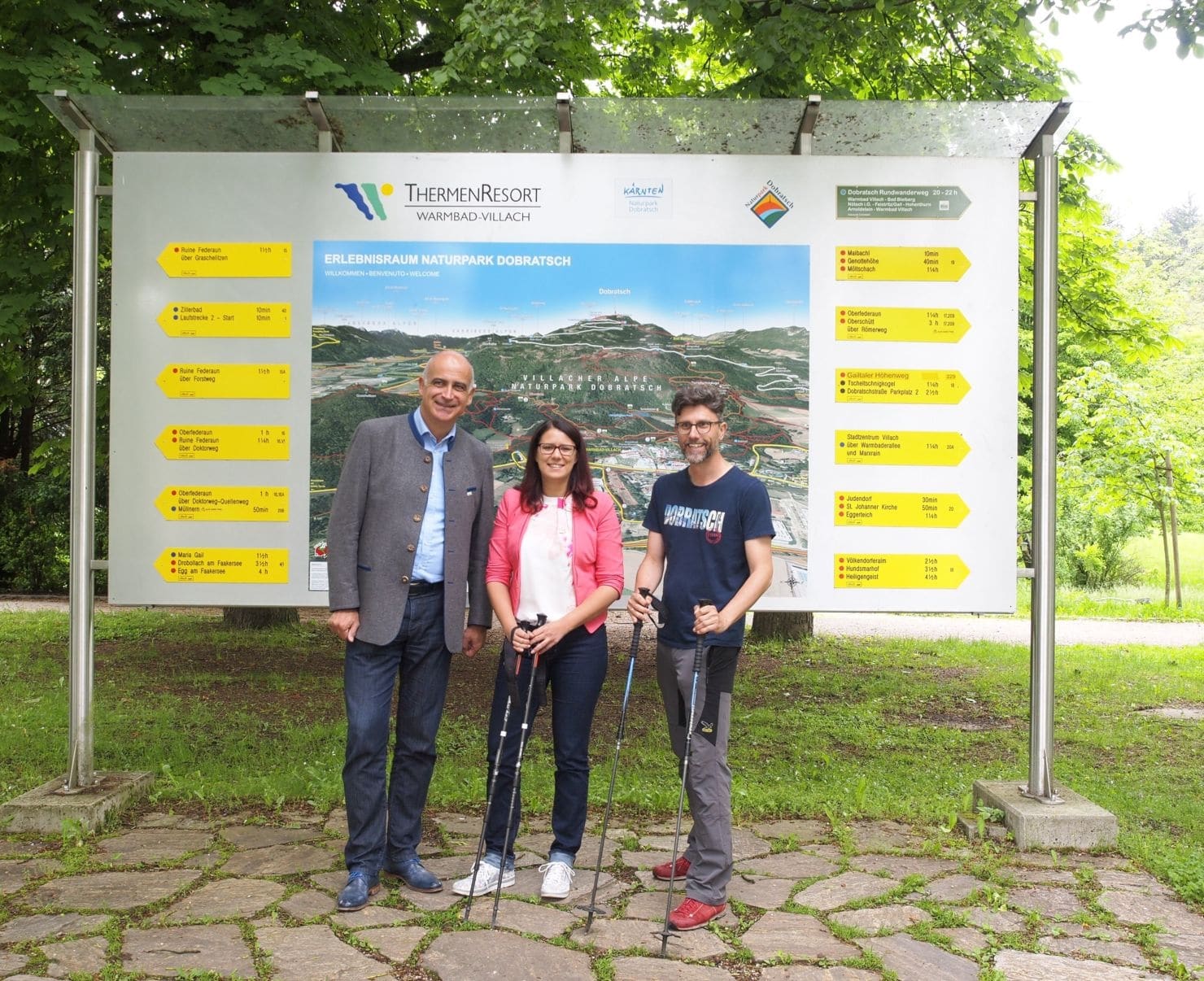 Von links: Regions-Geschäftsführer Georg Overs, Landesrätin Mag.a Sara Schaar, Naturpark-Geschäftsführer Mag. Robert Heuberger