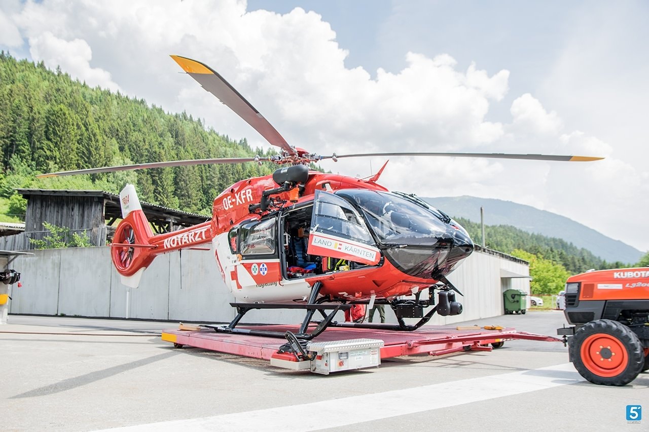 Der Villacher wurde vom Rettungshubschrauber RK 1 ins Klinikum Klagenfurt geflogen.