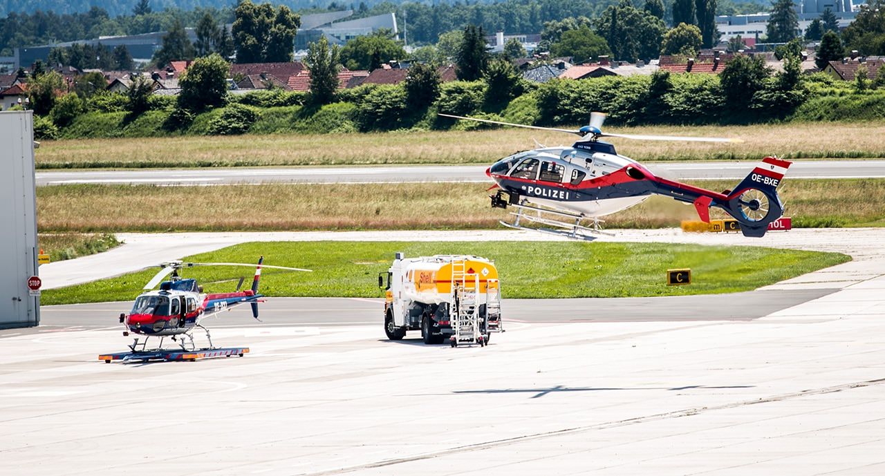 Es wurde vermutet, dass bei der Gerlitzen ein Paragleiter abgestürzt ist, welcher derzeit von zwei Hubschraubern gesucht wird.