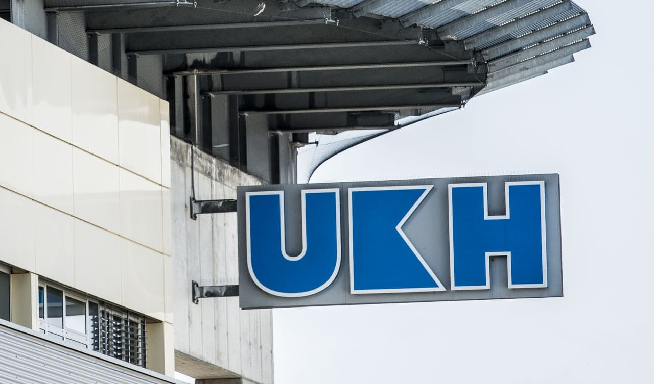 Der verletzte PKW-Lenker wurde nach medizinischer Erstversorgung in das UKH Klagenfurt gebracht.