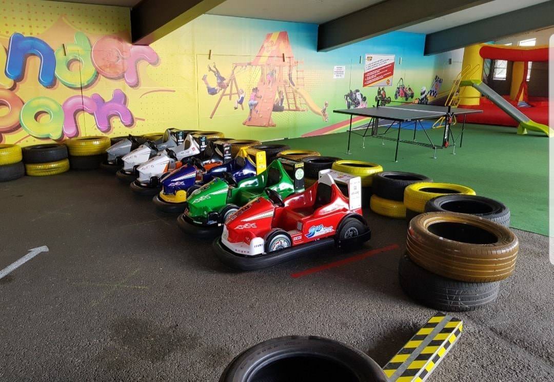 Im Kinderareal des TAFRENT-Businessparks wurde sogar eine Go-Kart-Bahn errichtet. Bis zu einer Einigung bleiben die Karts jedoch erstmal geparkt.