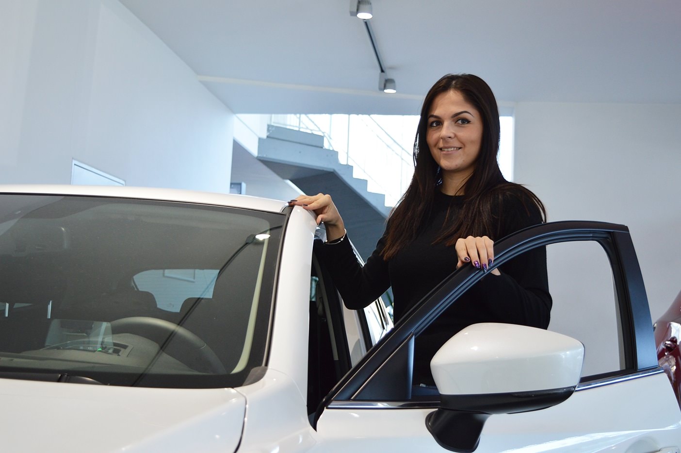 „Der Mazda 2 lässt vor allem die Herzen der Damen höherschlagen und ist ab sofort zu einer sehr attraktiven Leasingrate bei uns erhältlich!“, erklärt Verkaufsberaterin Biljana Pecic stellvertretend für das Eisner Villach Team.