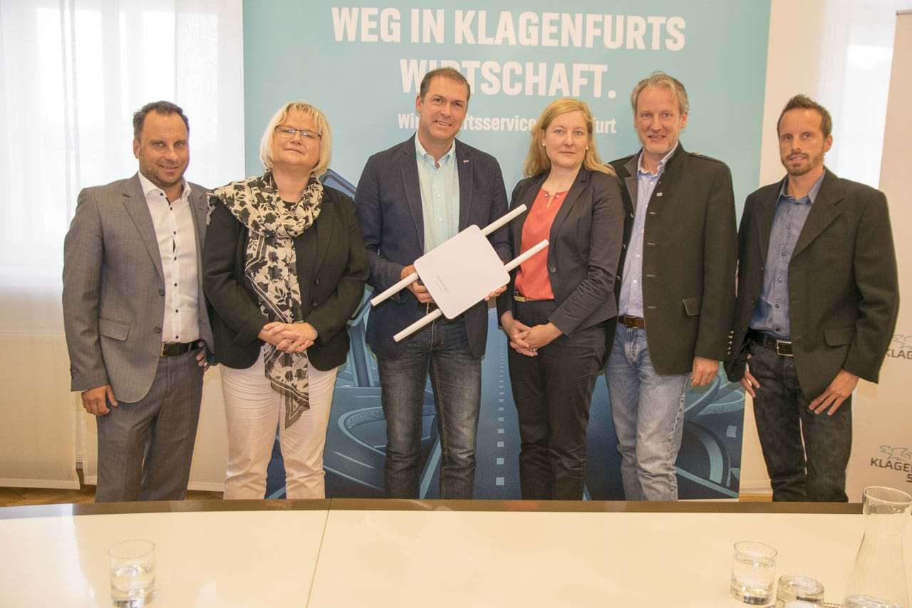 Neben ÖVP Stadtrat Markus Geiger, waren auch Vertreter der Klagenfurter Stadtwerke, der Alpen-Adria-Universität und vom Tourismusverband Klagenfurt bei der Pressekonferenz vor Ort.