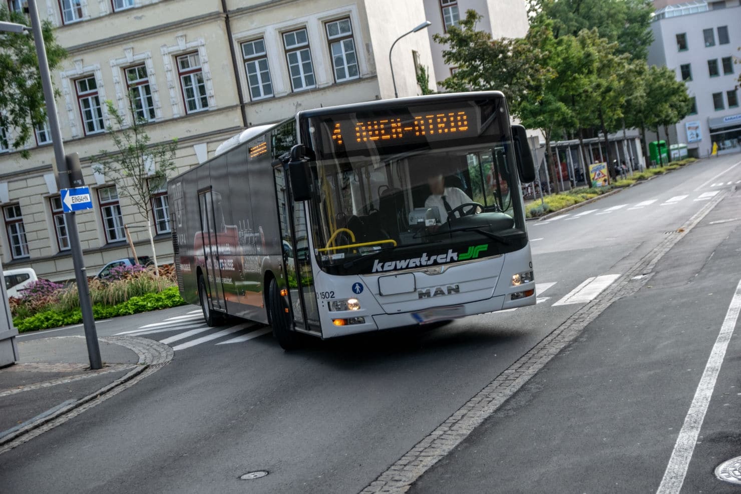 Um den öffentlichen Verkehr in der Draustadt noch attraktiver zu machen, fördert die Stadt Villach den Kauf von Monats- und Jahreskarten.