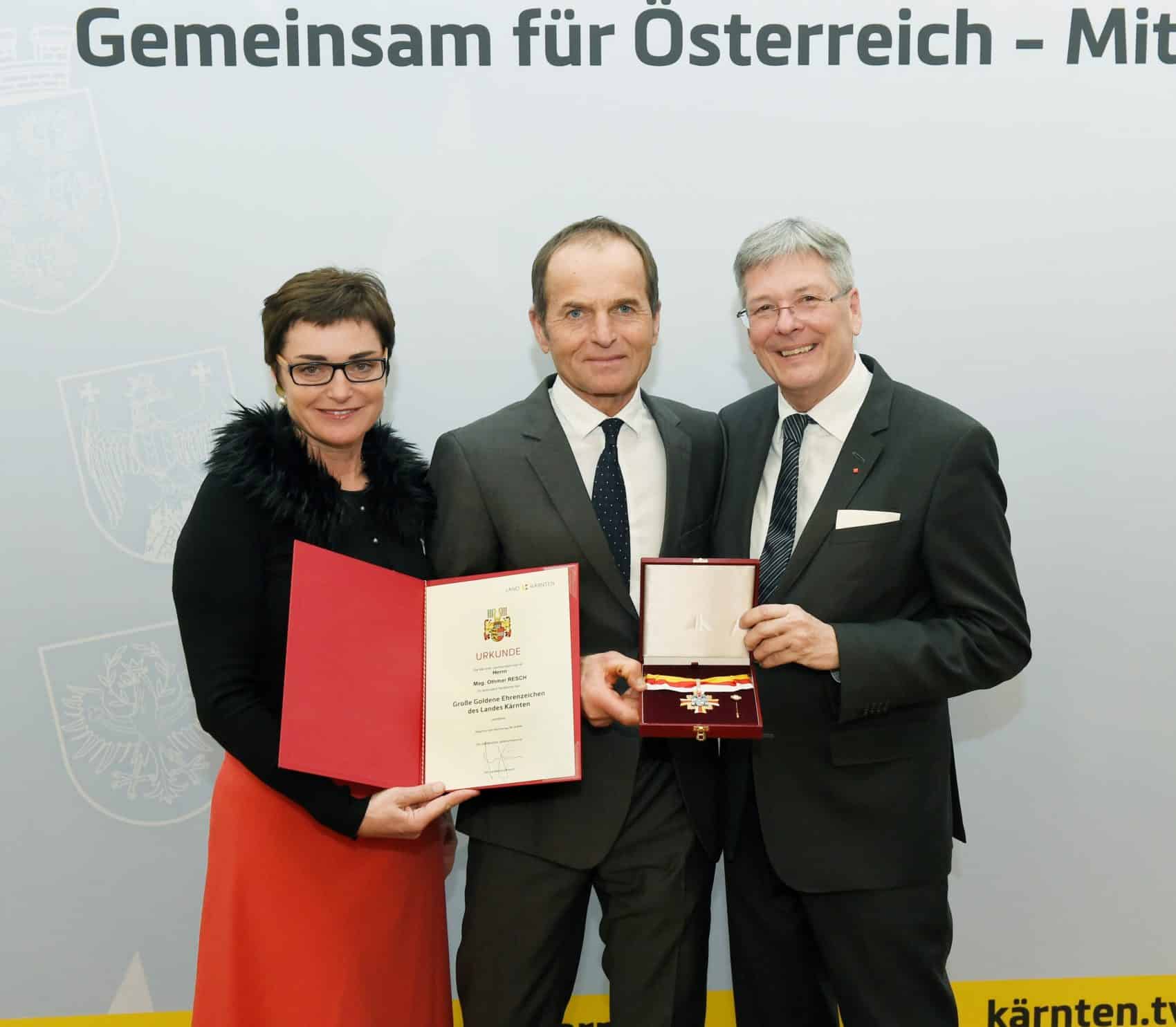 Landeshauptmann Dr. Peter Kaiser, Landeshauptmann-Stv. Dr.in Beate Prettner & Mag. Othmar Resch. 