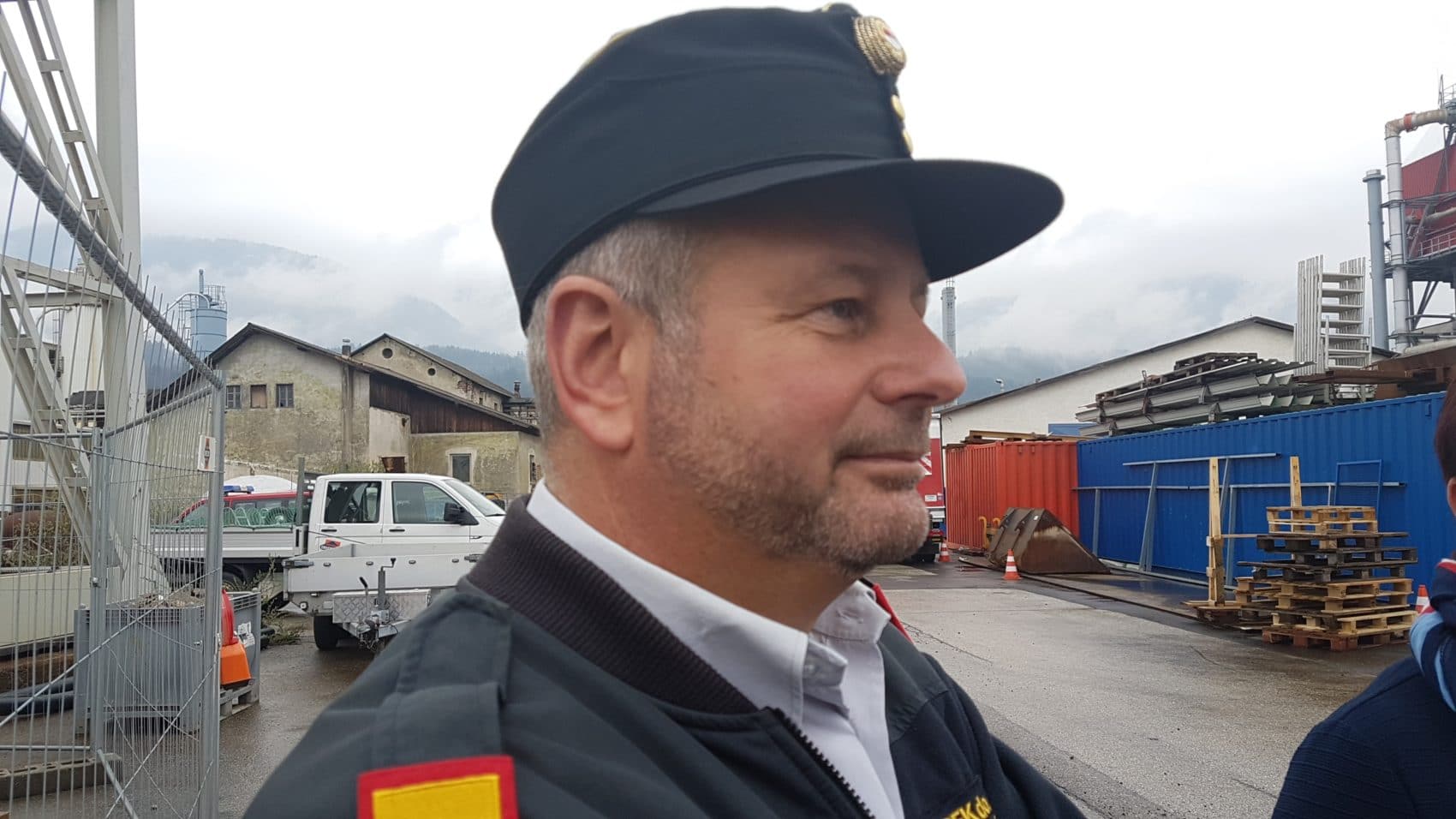 FF-Arnoldstein Kommandant Michael Miggitsch: “Seit Jahrzehnten übernehmen die FF-Arnoldstein und die Betriebsfeuerwehr EURO-NOVA den Brandschutz in unserer Gemeinde.”
