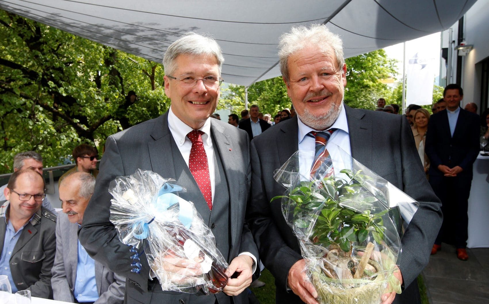 v.l.n.r.: LH Peter Kaiser mit Karl Heinz Haller (SAPP-Chief Executive Officer)