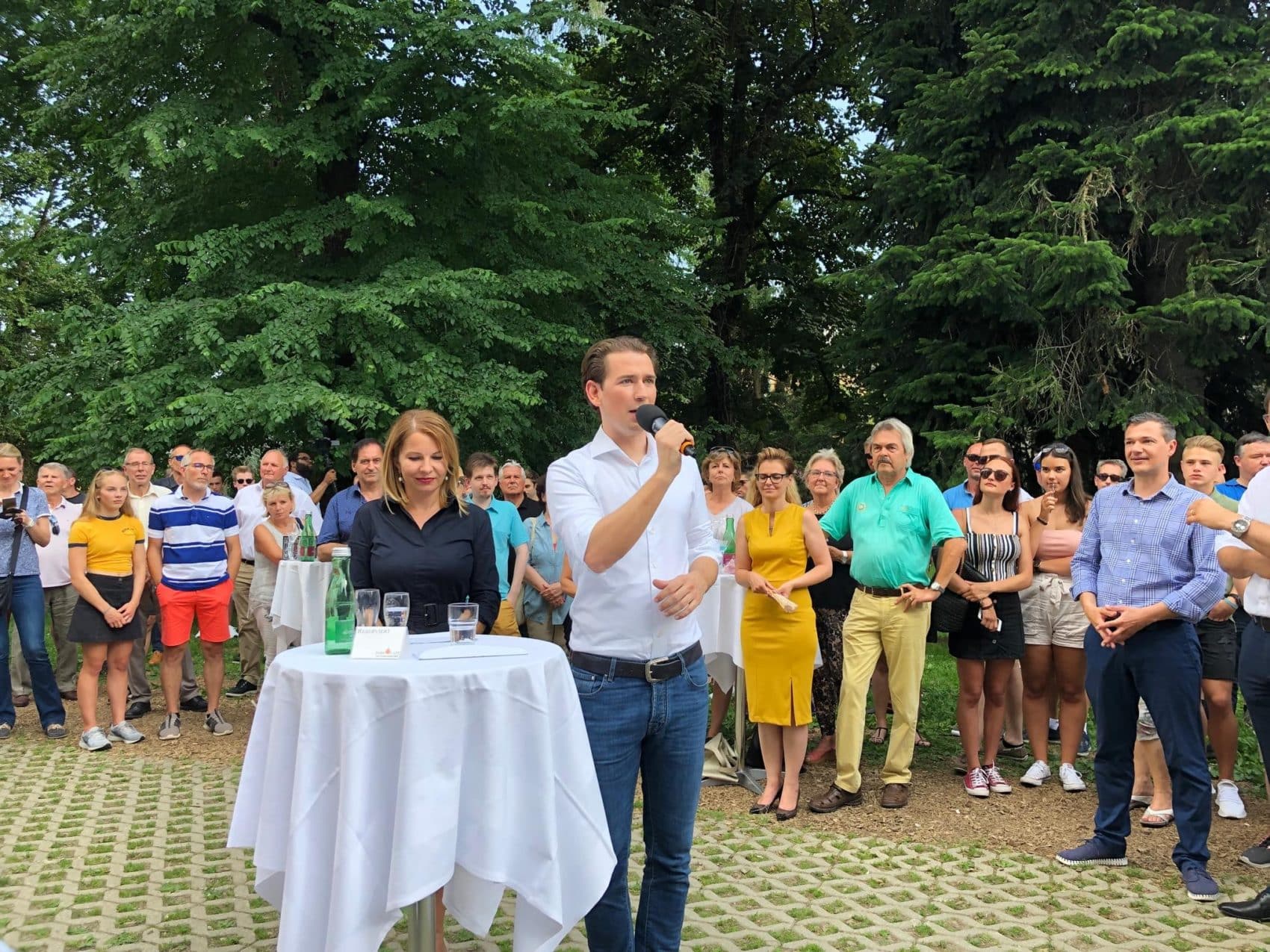 Sebastian Kurz besucht Villach im Rahmen seiner großen Österreich-Tour.