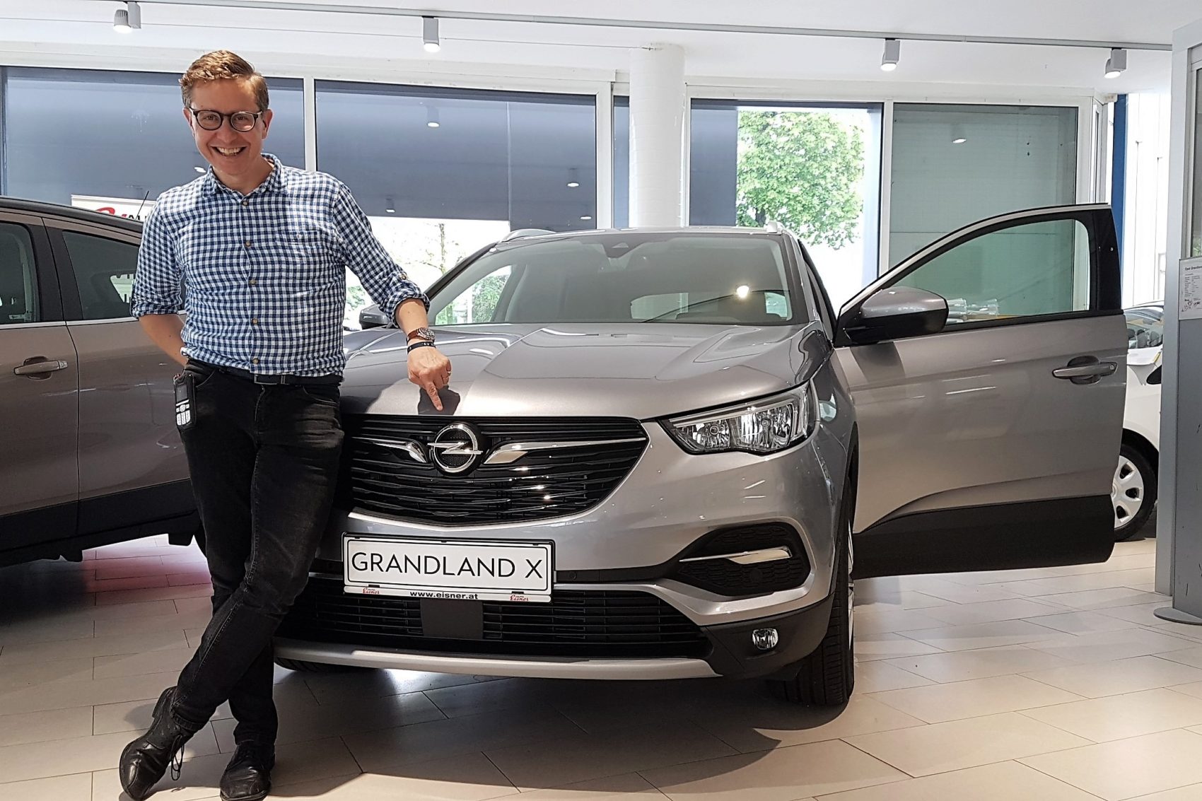 Für Gernot Netzer gibt es keinen Zweifel: Ein Opel ist das beste Auto.