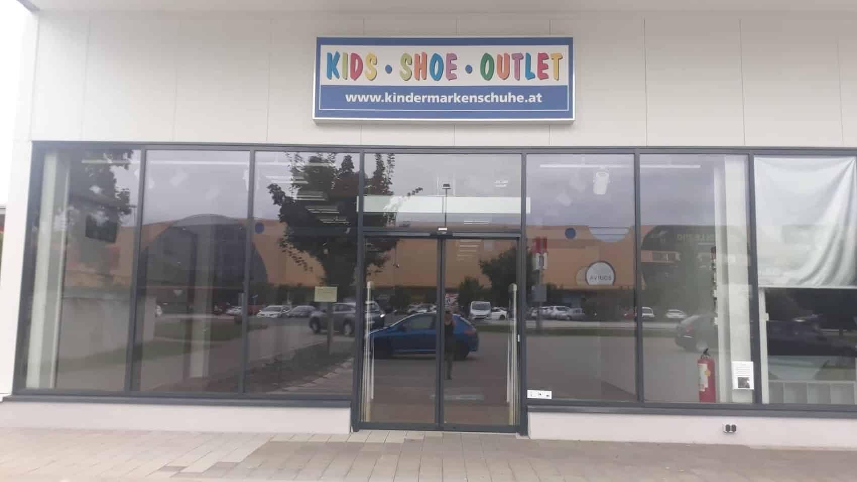 Das Kids Shoe Outlet ist seit Ende Juli geschlossen. Die Geschäftsfläche steht derzeit leer.