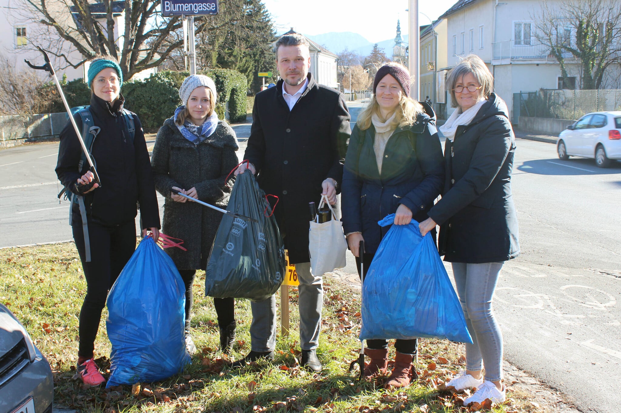 Entsorgungsreferent Vizebürgermeister Wolfgang Germ unterstützt auch
2020 private Müllsammel-Initiativen wie „Clean UP Klagenfurt“.