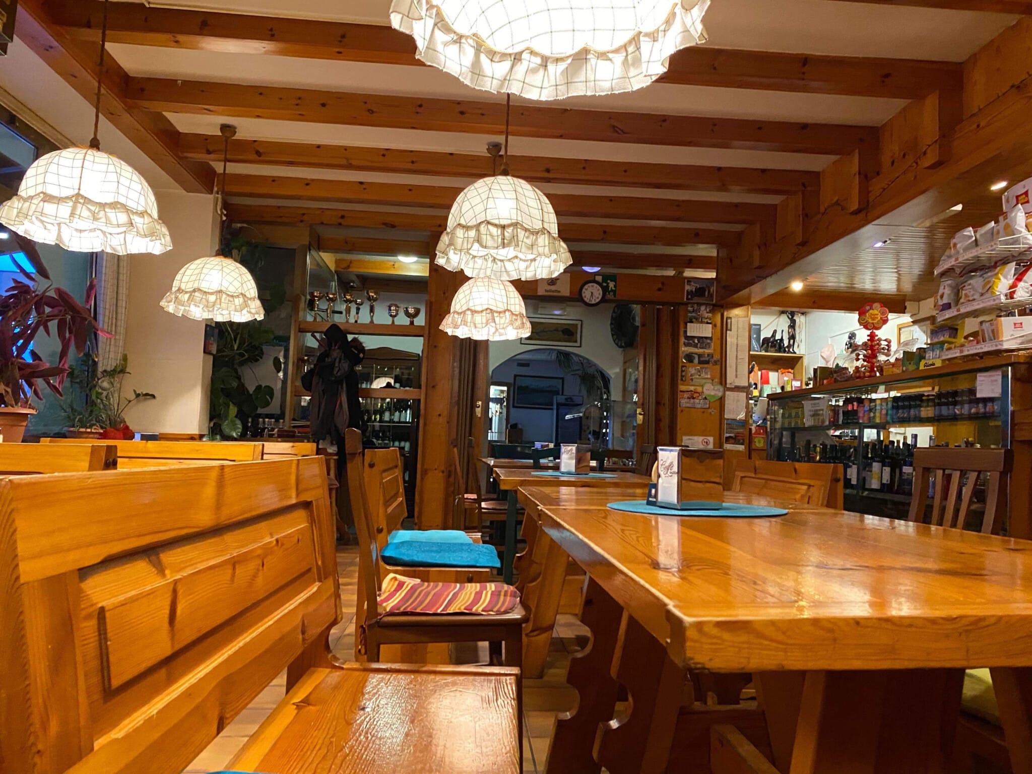 Normalerweise ist die Pizzeria in Tarvis immer gut besucht, in den letzten Tagen war das Lokal völlig menschenleer.