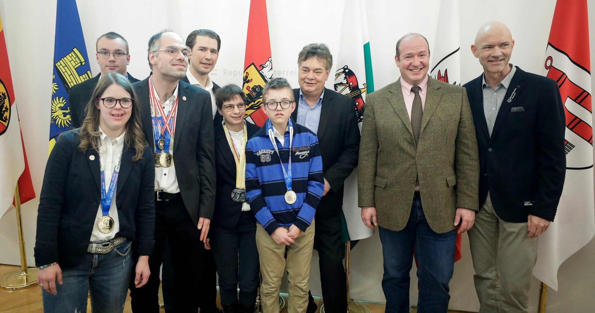 Am 9. März 2020 lud Bundeskanzler Sebastian Kurz gemeinsam mit Vizekanzler Werner Kogler zu einem Empfang für die Österreichischen Teilnehmerinnen und Teilnehmer der Special Olympics Winterspiele 2020.