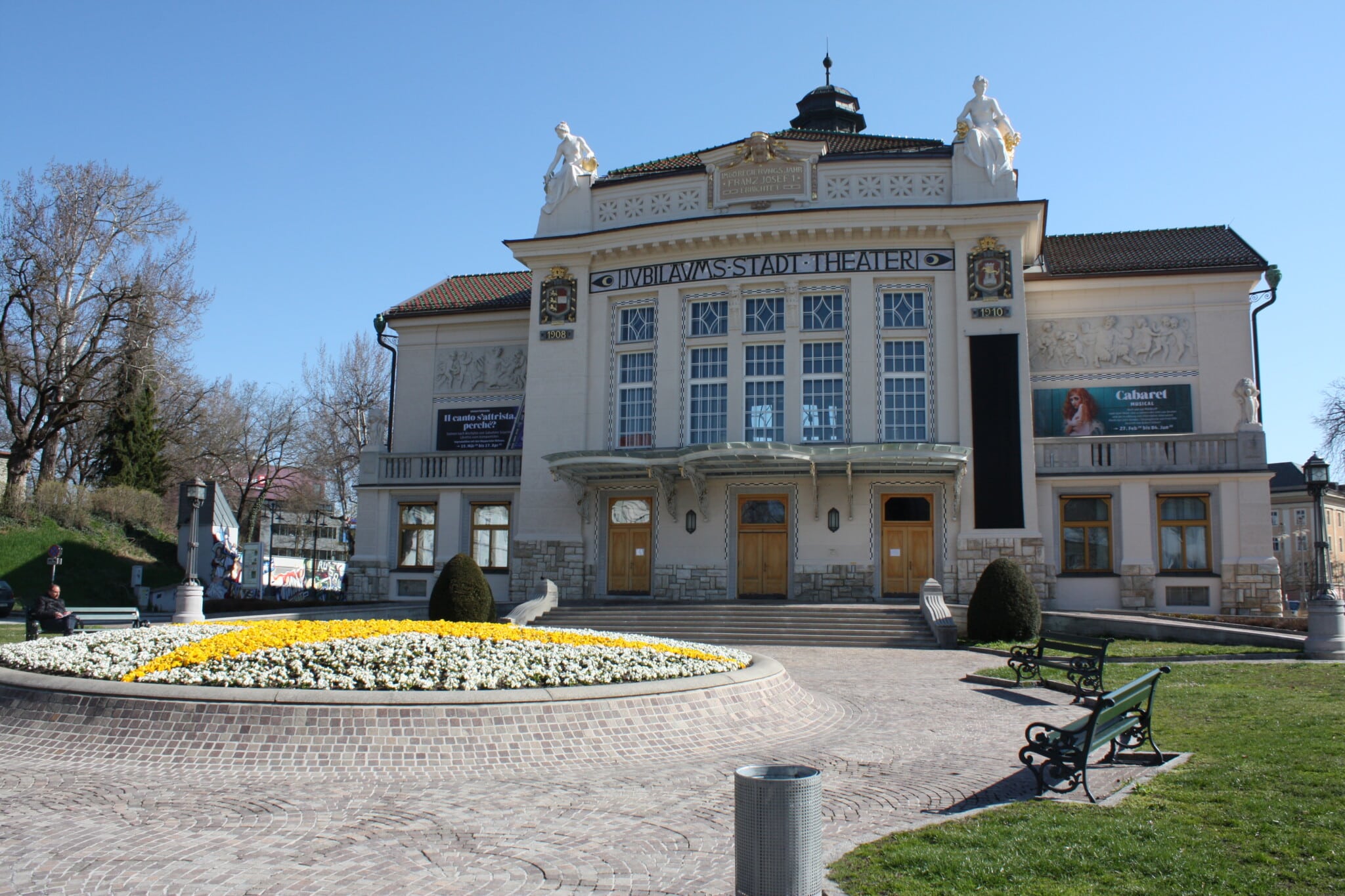Ab dem 20. Mai kommen Theaterliebhaber und -liebhaberinnen im Stadttheater Klagenfurt wieder auf ihre Kosten.