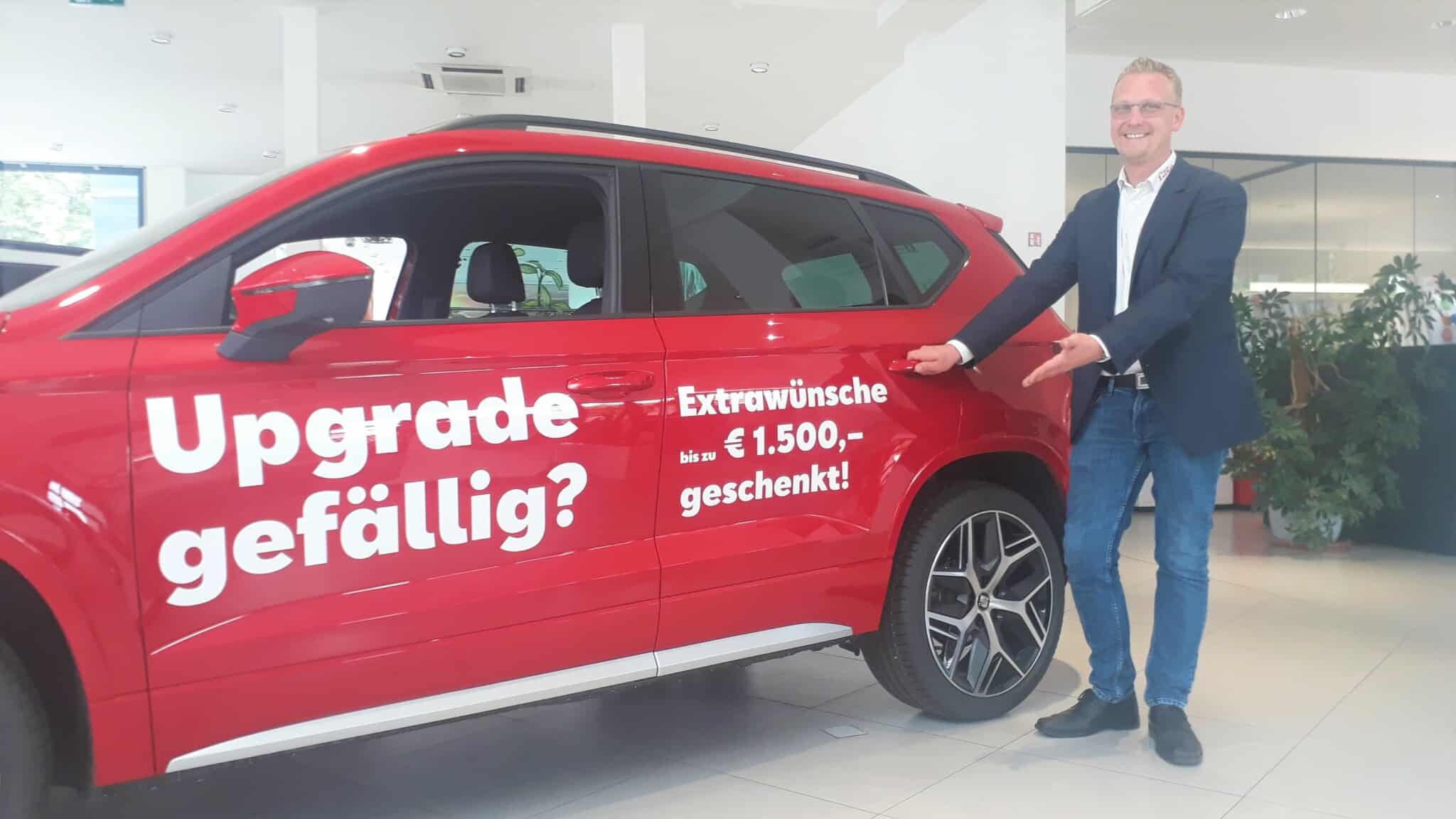 Verkaufsleiter Michael Josef Muhrer: “Upgrade-Bonus bei allen Seat-Modellen.”