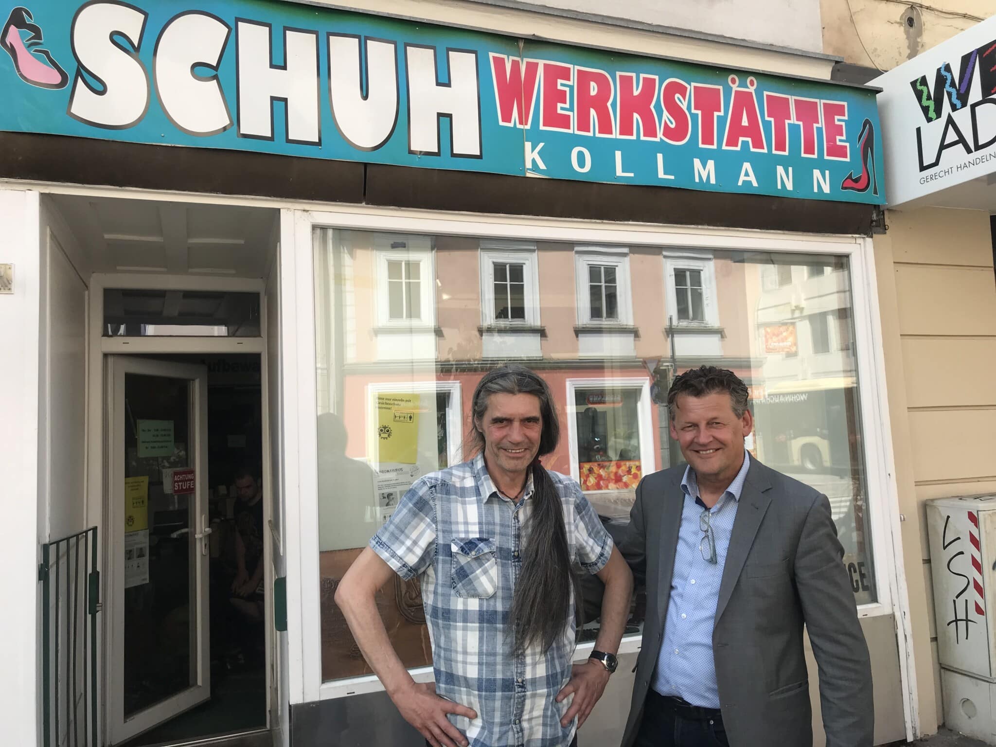 Betreiber Kollmann und Stadtrat Scheider