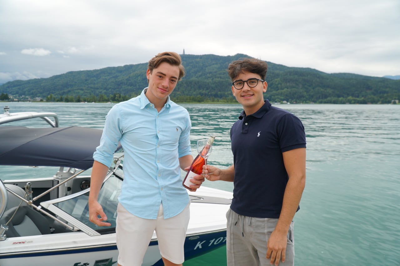 Die jungen Unternehmer Daniel Straßer (links) und Jakob Schwann (rechts) veranstalten das Pop-Up Event 