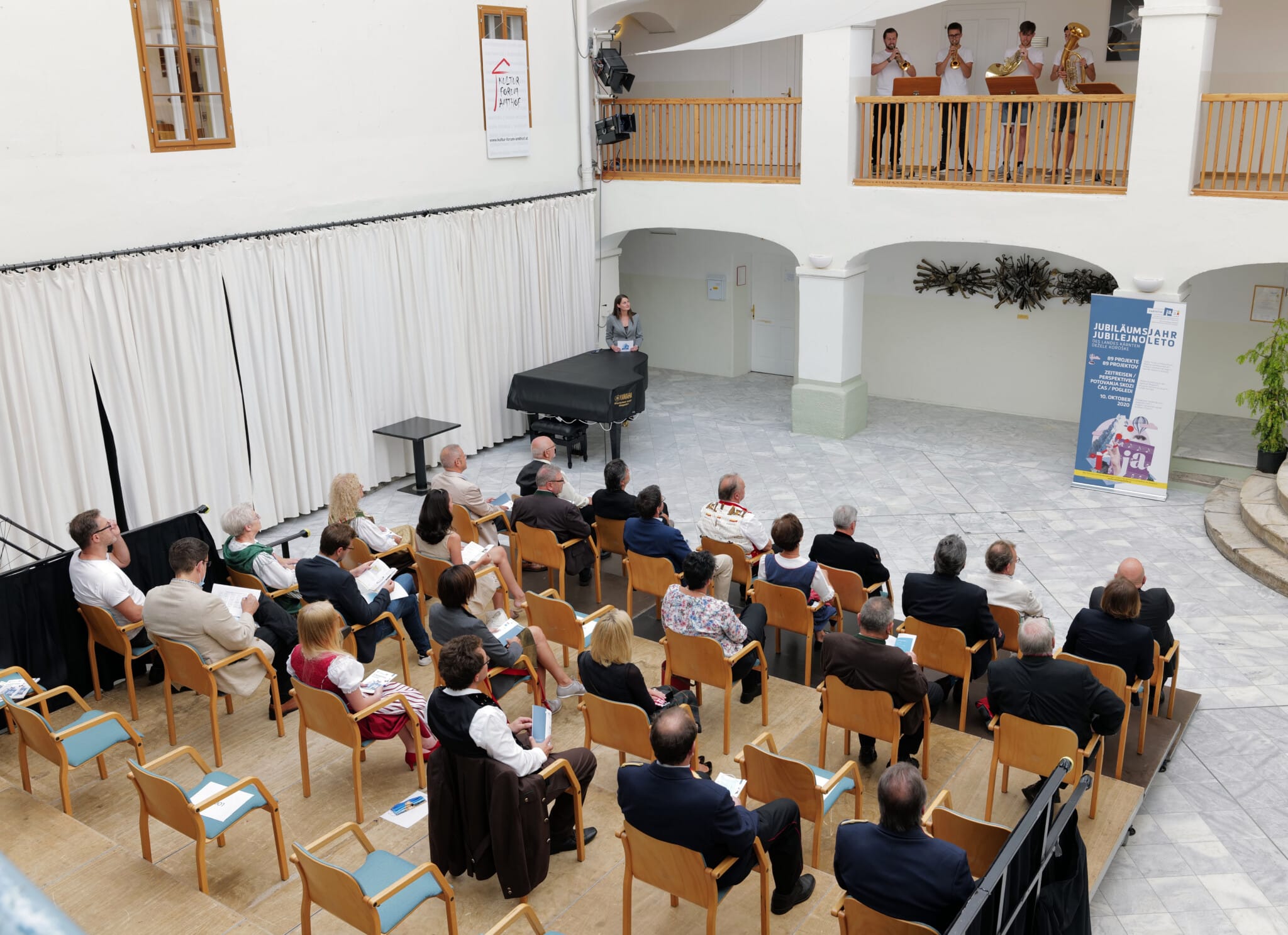 Eröffnung der Mobilen Ausstellung in Feldkirchen.
