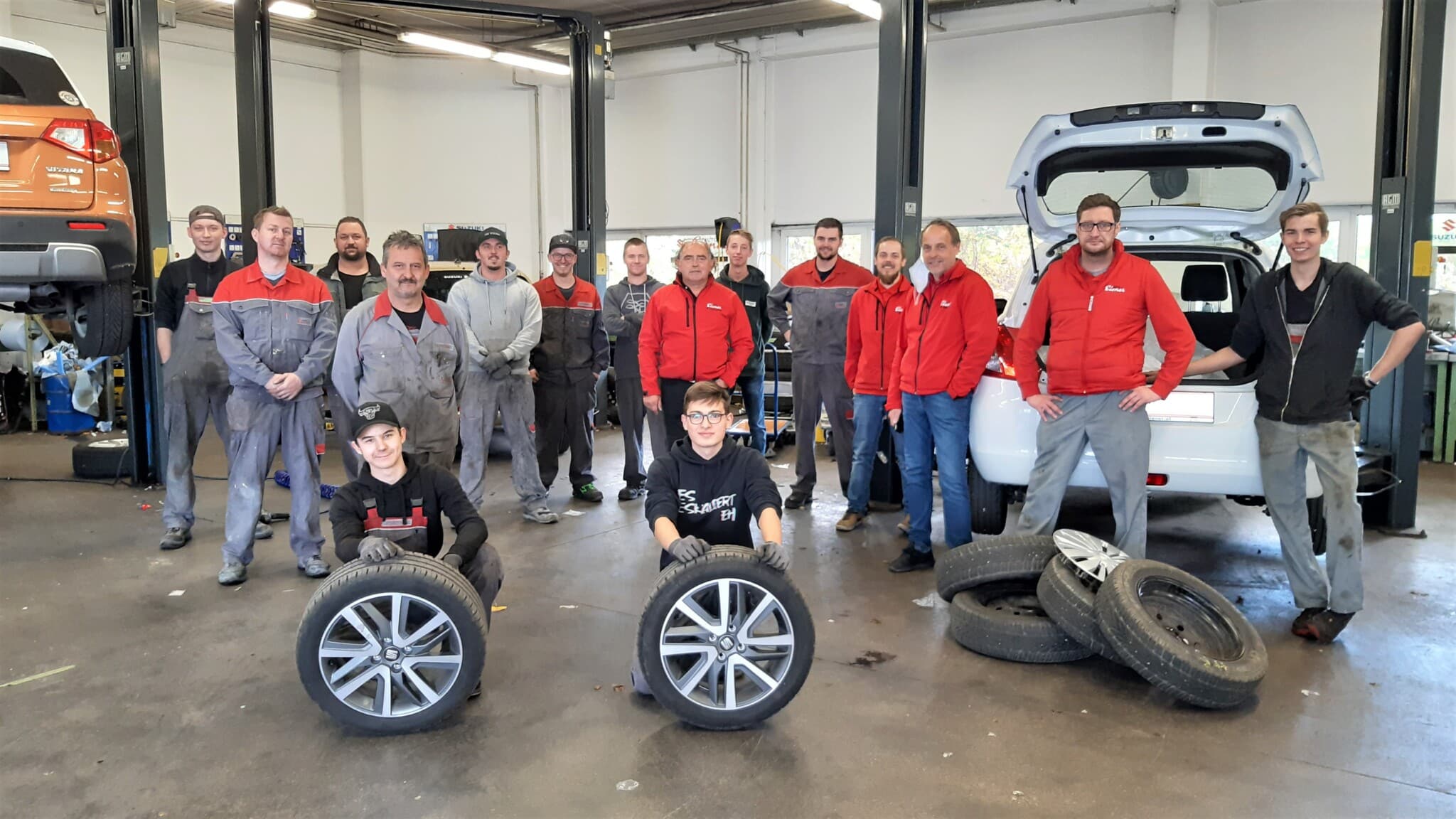 Bei den Reifenwechseltagen kümmern sich alle Eisner Werkstättenteams ausschließlich um eure Reifen!