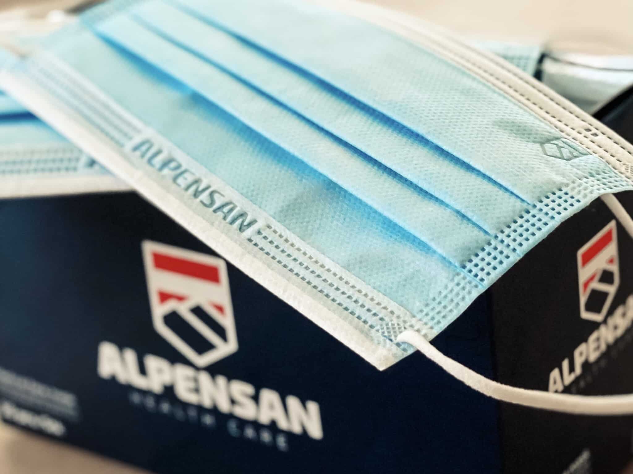 Die medizinischen Gesichtsmasken von AlpenSan werden in Klagenfurt produziert.