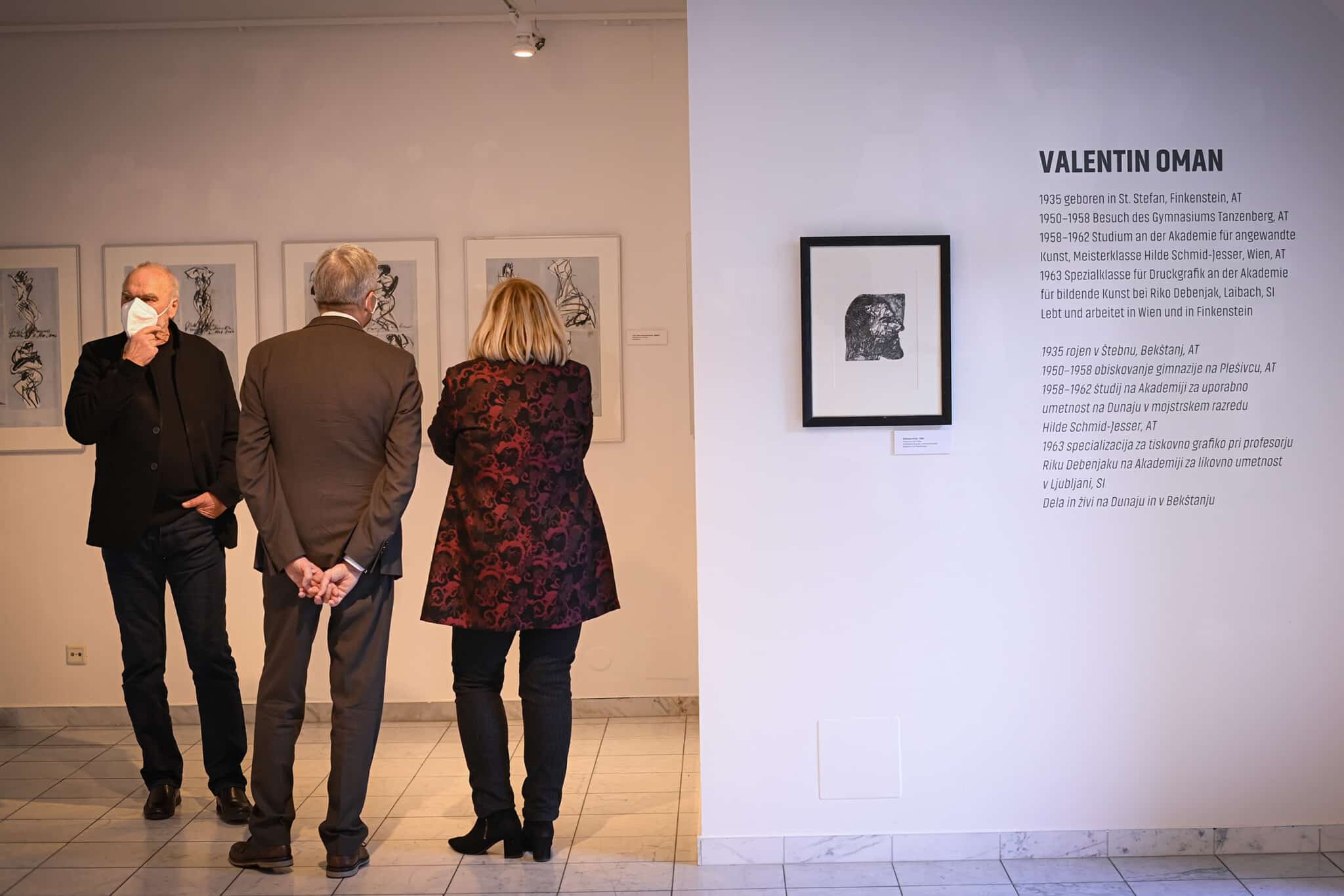 Bis 2. April werden Valentin Omans „Arbeiten auf Papier 1961–2021“ in der Alpen-Adria-Galerie präsentiert.