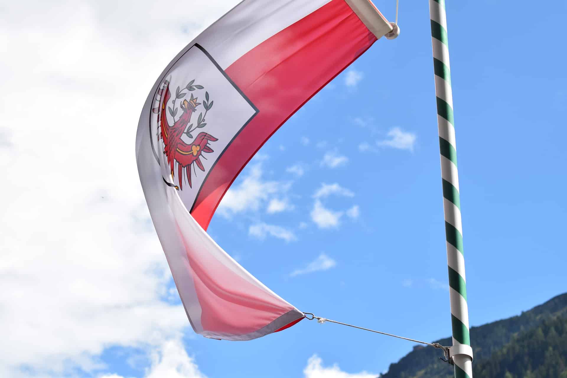 Eine Testpflicht für die Einreise aus Kärnten nach Tirol wird nun von den Tiroler Grünen gefordert.