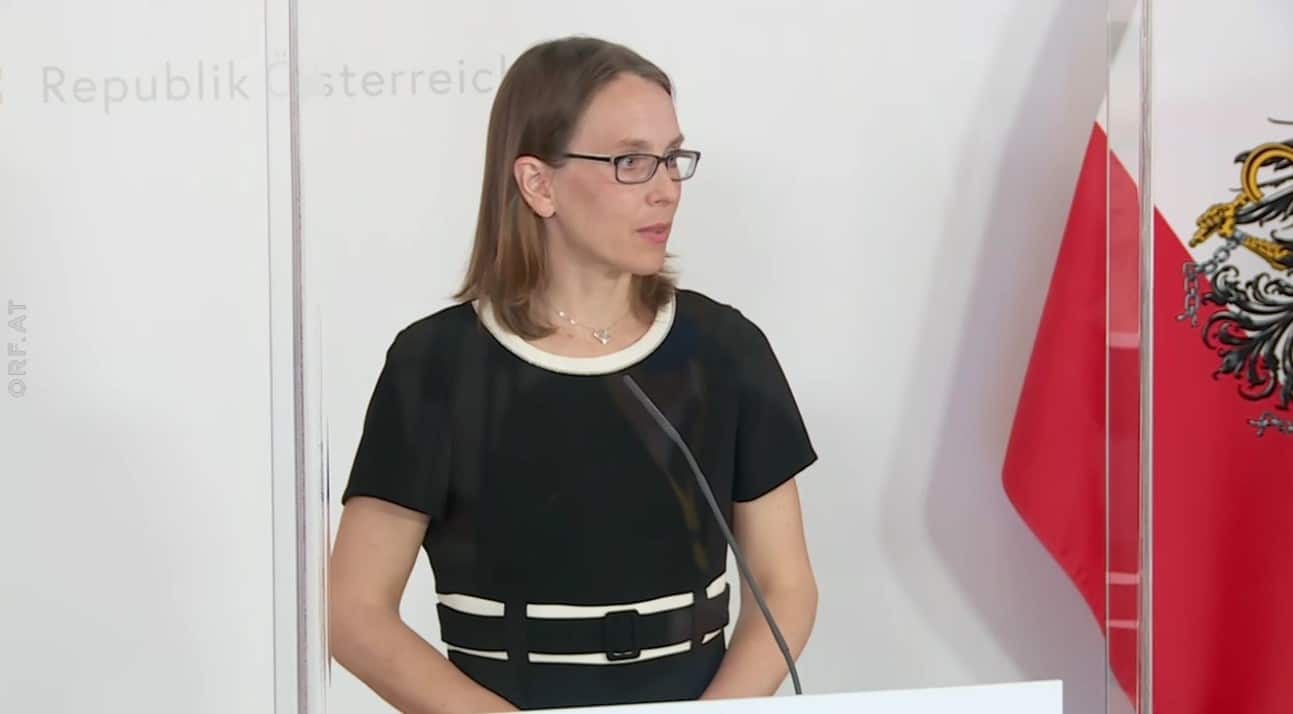 Dr. Maria Paulke-Korinek