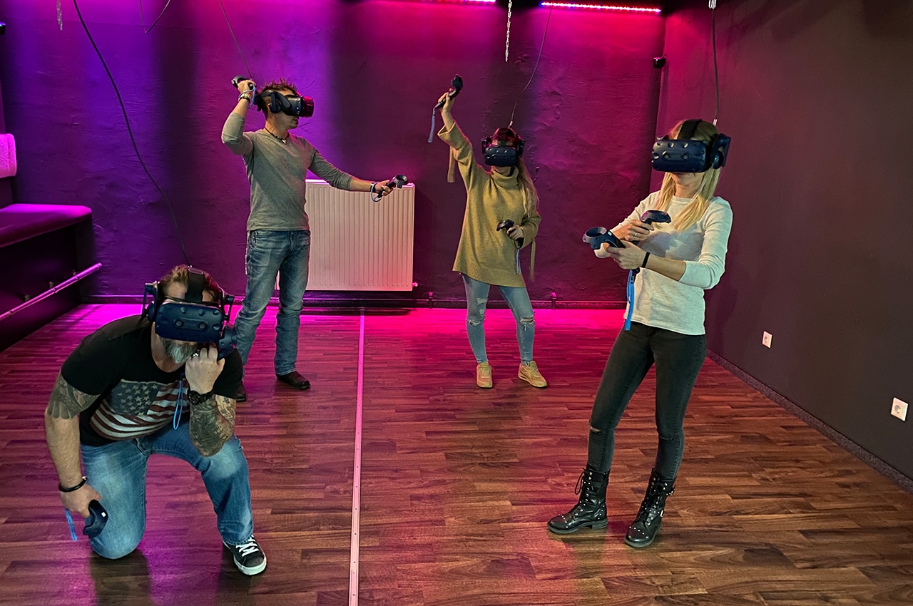 Täuschend echt: Erlebe verschiedenste Escape Room-Szenen in der Virtual Reality.