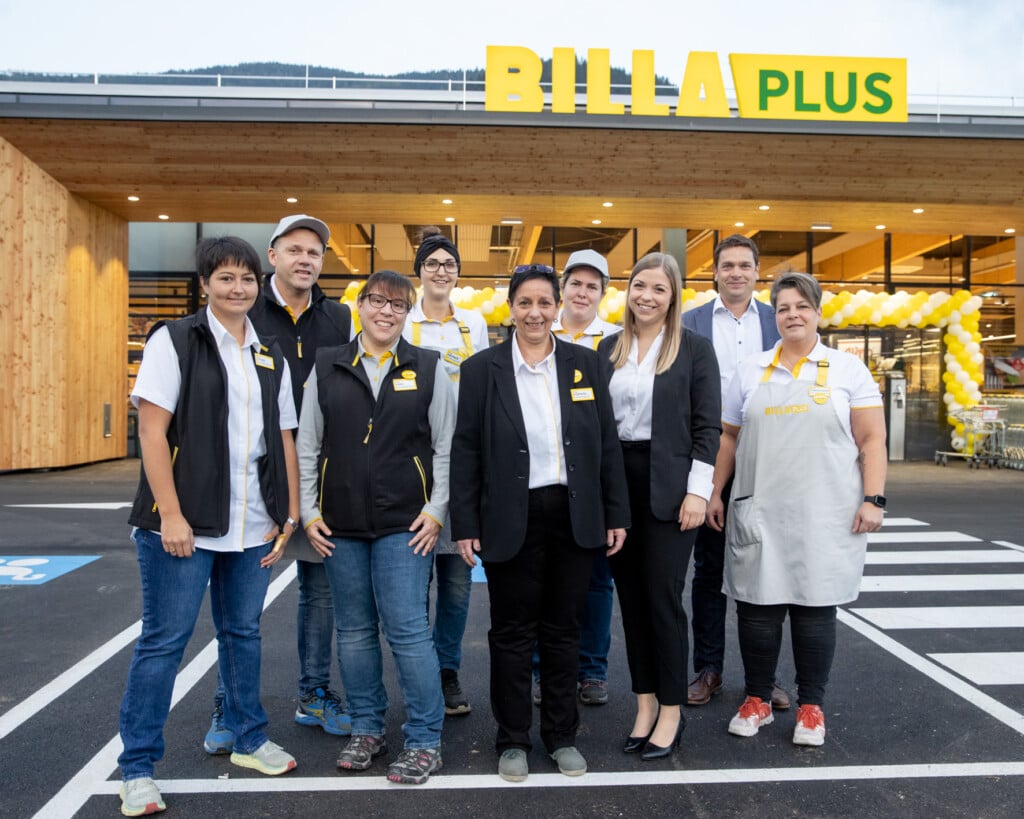 Jetzt sogar mit Frischfleisch-Abteilung: Neuer BILLA PLUS eröffnete am ...